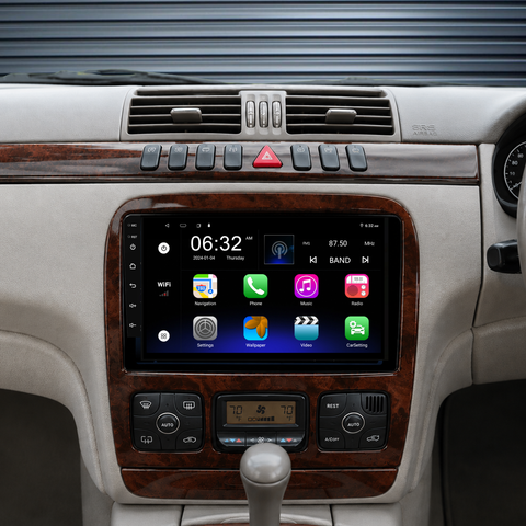 Mercedes Benz S-Class / W220 (1998-2005) Plug & Play Head Unit Upgrade Kit: Car Radio with Wireless & Wired Apple CarPlay & Android Auto